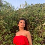 Riddhi Dogra Instagram - Hey 🙋🏻‍♀️What’s going on ?!🤣