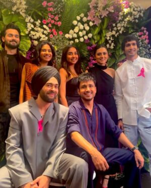 Riddhi Dogra Instagram - Akele akele kaam hota hai, is liye when you meet other colleagues doing disruptive work with their hard work and talent, It not only makes you happy but recharges you and you feel supported. 

Got to spend the evening in the company of these incredible and talented fellow artists. 
Some I’ve known, some I met the first time. And @missusdesai you really are a delight. 

Thank you @realbollywoodhungama for having me. 
Felt pretty good to be part of the ‘Rising Star: The OTT Way’ Pack! 
Lets keep rising and shining boys and girls🤗🧿🫶 @mostlysane @bhuvan.bam22 @amolparashar @shantanu.maheshwari @oyemanjot 
Outfit: @studiomoonray
Stylist: @stylebysaachivj
Team: @styledbynikinagda
Hair and make up - Moi!