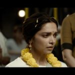 Riddhi Dogra Instagram - It was such a gift to hear it on set and participate in the filming of the song !! Kinda knew it’ll make everyone fall in love with it. What a beautiful song! Apne ya begaane, sabka hi pyara hai wo! ❤ #AararaariRaaro (Hindi), #AararaariRaaro (Tamil), #NallaaniCheekatilo (Telugu) Video Out Now! https://linktr.ee/AararaariRaaro Book your tickets now to watch #Jawan in cinemas - in Hindi, Tamil & Telugu.