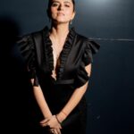 Riddhi Dogra Instagram - Hey Girl, I Hope we all Carry Awards in place of Purses Xoxo 👑🫵♥️ Thank you @middayindia for the honor. If there’s an ‘ACT’ in Actress ….To be Titled - Influential Rising Bollywood ACTRESS…feels good!! Outfit: @hardikagulati.official @pop.potential 📸 @anujjoshiproductions Stylist: @stylebysaachivj Muah: @monashairandbeauty Jewellery: @the_jewel_gallery Team: @styledbynikinagda @sanzimehta777 @middayindia @rahuldaiwik @bhavinigoswami_ @mruchishah @sugarsilverscreenmedia and @quresh2018 #middayiia #middayindiainfluenceraward #IIA