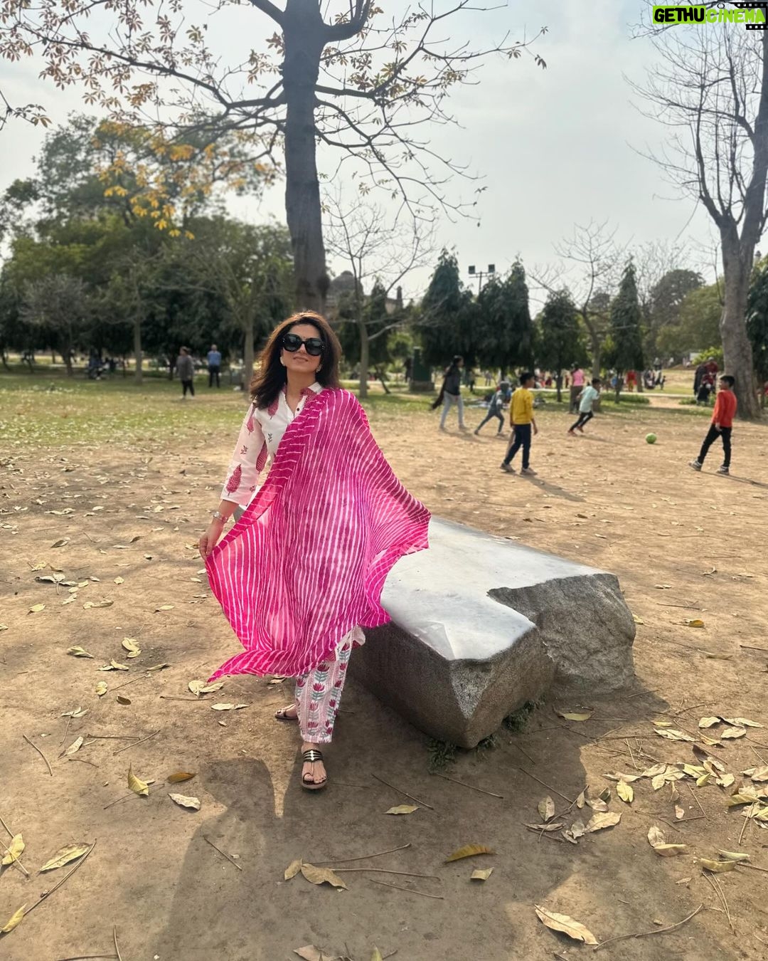 Riddhi Dogra Instagram - दिल्ली की वाइब ♥️