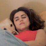 Riddhi Dogra Instagram - Love of animals is like A lottery win. It’s like a pageant win. It’s like the Oscar. And how pleased I am with myself here😂 …..It’s basically God’s approval of you. And I feel I meet my Eve in all the Cutiesss Labrador 🐾❤️🥰They’re just the best. 🐶🫶 @bijli420 @tanusridgupta @jaya_misra 📸 @ektarkapoor