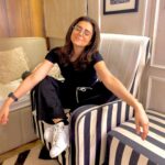 Riddhi Dogra Instagram – On set. Happiest. 

#postpackupshots 

@shreyakiritmakeupandhair how did you click these pictures after I took your spectacles 👓🙈😅