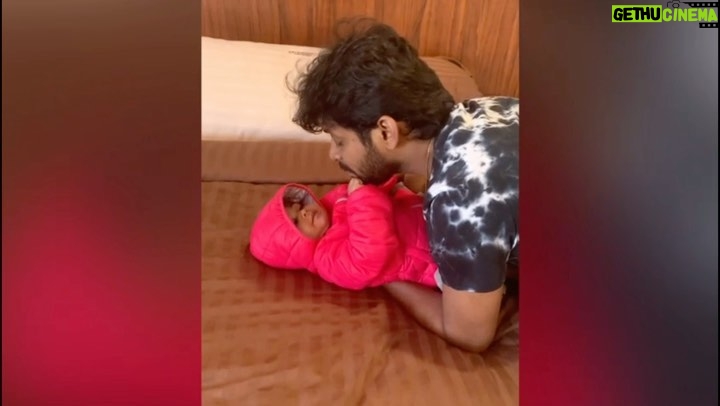 Rio Raj Instagram - #traveldiaries Our Biggest Happiness is Making such memories @nandu_gopu5 @kavinklusner @thisisak_ my love @sruthi.rav π and you #Rithi π« π§Ώ Stay the same forever and tolerate me π€ͺ #RiorajTravel #Rioraj π