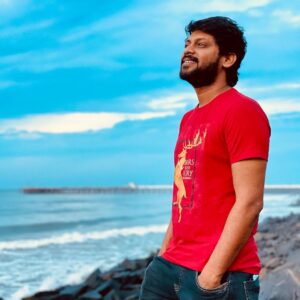 Rio Raj Instagram - Nantha Andha beach lover 🤩
Trust me 🤪
#beach #beachvibes 
PC : @kalaiarasanthangavel