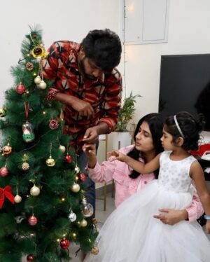 Rio Raj Instagram - 🧿 
Wish you all a Very Happy Christmas 🌲 
May Santa 🎅 Bring you lots of Happiness and Joy to you and Your Family 🤗

🧿
 #merrychristmas