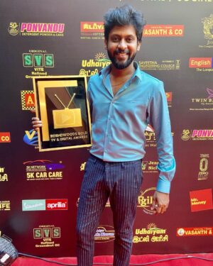 Rio Raj Instagram - Thank you so much  @behindwoodsofficial 🙏🏻
To get best entertainer award on my daughter’s bday is extra special for me .. although I’m not very sure if I’m very deserving for this award I truly hope I can live up to it after this..and I dedicate this award to every single person who comes to Chennai with nothing but just their dreams ..stay positive and keep working 🙏🏻🤗

Dress Kadai : @mathewgarmentsoffcl 🤗
