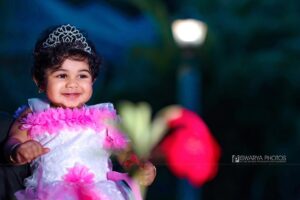 Rio Raj Instagram - We Thank everyone who came and wished our Little Princess 👸 and Yaarellam Manasaara wish panningalo ellarukkum Romba Nandri 🙏🏻
#Rithi’sBirthday #happybirthdayrithi 🧿
 Event : @dream__entertainment_ 
PC : #iswaryaphotos 
you always there in all our special occasions. You guys are family 🤗