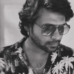 Rio Raj Instagram - Chasing the retro aesthetics ✨

📷 @jagan_93 😎 

.
.
.
.
.
#rioraj #vjrio #vjrioraj #travel #cinema