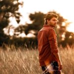 Rio Raj Instagram - Bring it 🧡 . . Padam : @jagan_93 Pugai padam : @cesarrajan Guidance: @anand__mj Vetti ottunadhu : @taz_tamizhan Thuni Kadai : @walkingstreet_official Organiser : @riswanabegam_7