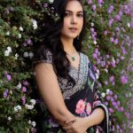 Ritu Varma Instagram – 💟

Outfit @anushareddy.couture 
Jewellery @starlajewelsofficial 
Styling @sandhya_sabbavarapu @team_sandhya
Styling team @thumu_bhavana @sunandini_vijjagiri
MUA @makeupartist_arti Hair @durgarao_kvv 
Photography @adrin_sequeira