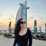 Ritu Varma Instagram - Sunset dreams and cotton candy skies!