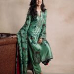 Ritu Varma Instagram - 💚 Styling @ravali_chinthapatla Outfit @archanajaju.in Jewellery @tantra.brassjewellery MUA @abhiramisivakumar Hair @glambylucy_ak Shot by @theaaronobed