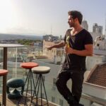 Rodrigo Guirao Díaz Instagram - Termino una de las mejores vacaciones de mi vida en una de mis ciudades favoritas: MADRID. Hermoso vivirla desde @indigomadrid súper céntrico, hermosa terraza, la comida, la gente que trabaja en el hotel. Todo un 10. Gracias @idolyagency_official @perucha63 🫶🫶🫶 Como siempre que me voy de Madrid, queda un pedazo de mi corazon ahí. Rima y todo. 🫶🫶🫶 Hotel Indigo Madrid-Gran Via