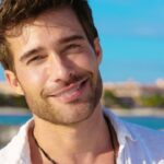 Rodrigo Guirao Díaz Instagram - Dándolo todo 😅😅😎 ☀️ 🌊 🎥 @faccubulacio 🛥️ @theyachtexperiences 👨‍✈️ @arturgroiz Playa del Carmen,México