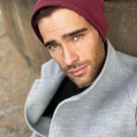 Rodrigo Guirao Díaz Instagram – Mientras el agua del río choca contra las piedras del viejo muelle de mi infancia. Hay lugares que nos dan paz. Me hace bien cada tanto regresar.