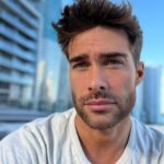 Rodrigo Guirao Díaz Instagram - La felicidad solo se puede encontrar a partir de la libertad de ser uno mismo.