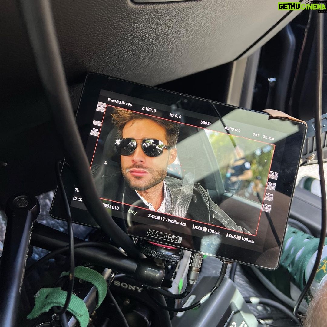 Rodrigo Guirao Díaz Instagram - A nada ya del estreno de #JuegoDeMentiras por @telemundo Les dejo un poco de back de las grabaciones que encontré en el cel. Que disfruten de esta historia. Besos y gracias por estar siempre ❤️ @telemundoseries #FranciscoJavierDelRio Miami, Florida