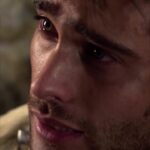 Rodrigo Guirao Díaz Instagram - ¡Recuerdo esta primera escena! Tengo muy lindos recuerdos y amé filmar en Uruguay. Están pasando #TierraIndomable por Vme TV en todo los Estados Unidos y Pto Rico, a través de Directv y Spectrum . @vmetv La serie la transmiten de lunes a miércoles a las 9 PM. Ah! No es mi voz porque la serie fue editada en Italiano originalmente. Entonces después la doblaron en español 👌@cipriotaluz