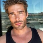 Rodrigo Guirao Díaz Instagram - Ya volví, pero igual ¿Puedo seguir subiendo fotos de las últimas vacaciones? Tengo varias y no creo que volver a hacerme fotos hasta diciembre, por eso… 😆