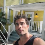 Rodrigo Guirao Díaz Instagram - Un lugar especial y distinto en Miami es el @selina #selinamiamiriver Les dejo unas fotos para que vean lo que es el lugar. Tienen hoteles en muchos lugares del mundo. Lo lindo de este es que es como un hotel en realidad es un complejos de casas, con mucho verde y cerca de todo. @selina_usa Miami, Florida