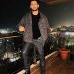 Rohit Suresh Saraf Instagram - zindagi meri dance dance 🚀🛸