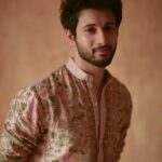 Rohit Suresh Saraf Instagram - Listening to this track for three days straight 😮‍💨♥️ Repping @_wabi_sabi_official always x @kadamajay @saloniparekh__ @jaineeebheda @styled_by_tanik @imtiaz_makeup