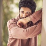 Rohit Suresh Saraf Instagram - 🙇🏻‍♂️