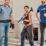 Rosario Dawson Instagram – Drumroll ……! Your GRRRL is on @hgtv Celebrity IOU! 

Drilling a hole is boring, but fastening two pieces of metal together is riveting… 😜 (silly construction joke?)
 
Premiers Monday, Jan. 29, at 8 p.m. ET/PT.  #celebiou #hammertime

@jonathanscott 
@mrdrewscott