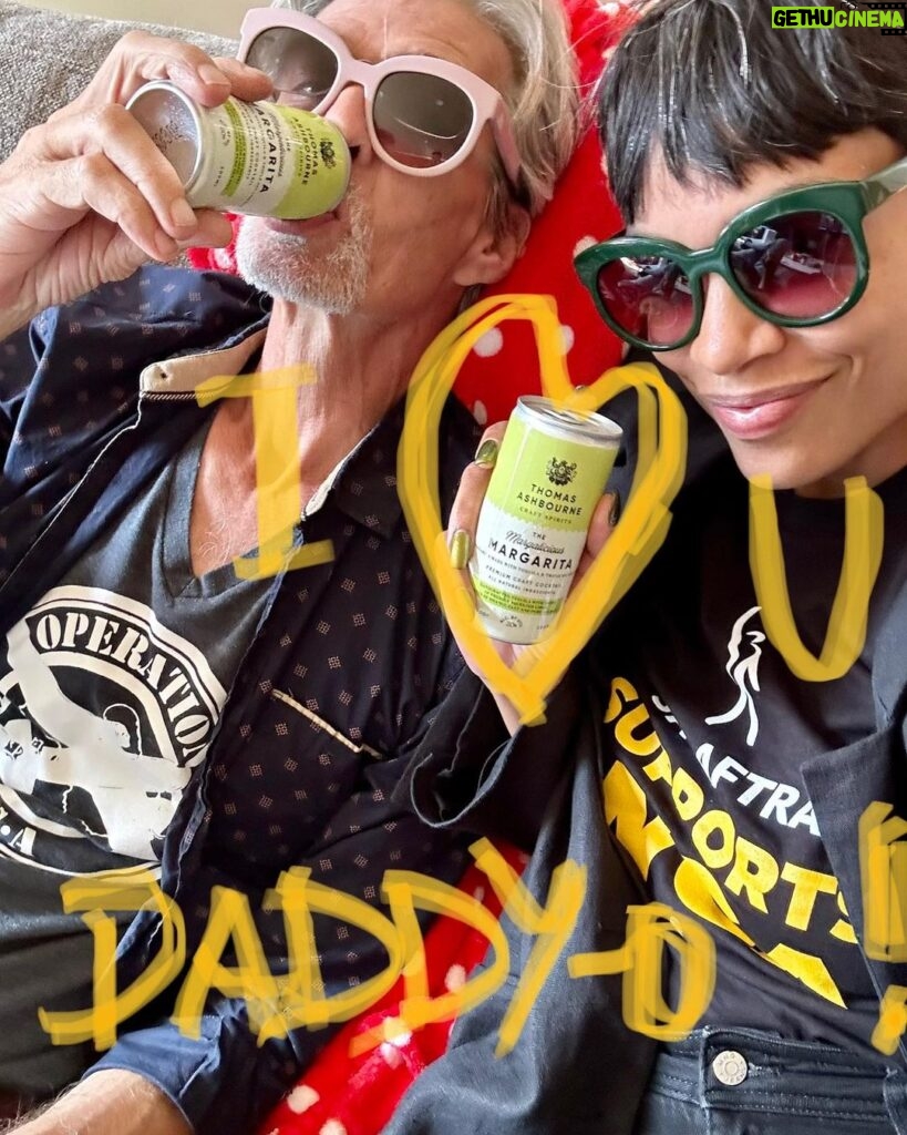 Rosario Dawson Instagram - I 💛U Daddy-O! #HappyFathersDay #WildlyDignifiedDad