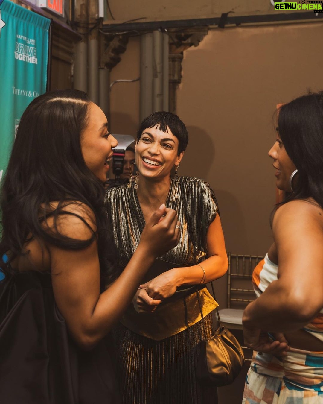 Rosario Dawson Instagram - Last night was all radical love and imagination ✨ Continuously in awe and endlessly inspired by @girlsclubny and all of your powerful work. 🤍 Thank you everyone in attendance and our sponsors for contributing to such a magical night!