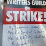 Rosario Dawson Instagram - GO TEAM! #sagaftrastrike #sagaftrastrong #wgastrike #wgastrong DAY 1