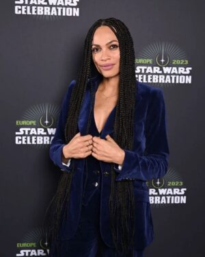 Rosario Dawson Instagram - Sparkling in London with @theofficialpandora’s lab-created diamonds.  

#diamondsbypandora #labcreated #pandorapartner