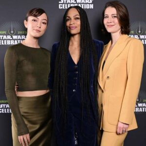 Rosario Dawson Instagram - Dream Team @ahsokaofficial

#starwars