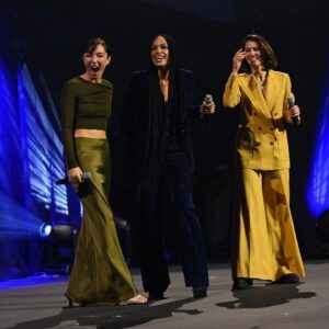 Rosario Dawson Instagram - Dream Team @ahsokaofficial

#starwars