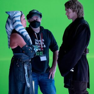 Rosario Dawson Instagram - Sweet Universe-Shaking dreams … 

@ahsokaofficial @vanityfair @starwars @disneyplus @disney #TanoTuesday