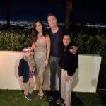 Roselyn Sánchez Instagram - Last night was beautiful!! Nothing like spending time with family and friends 💕 Happy Holidays everybody! Feliz Navidad… muchas cositas lindas para todos… de corazón ♥️