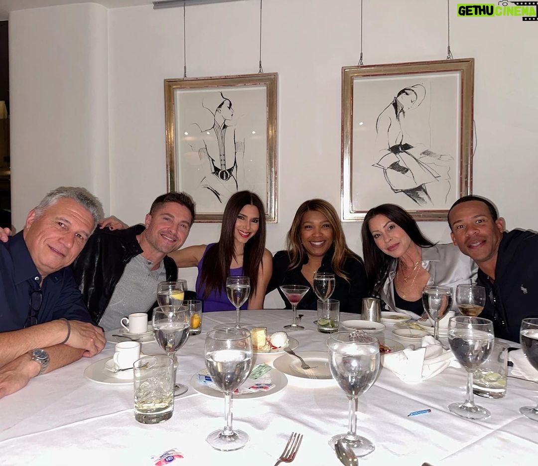 Roselyn Sánchez Instagram - Great night celebrating our Lulu!! We love you Aliyah 💕 Friends that become familia ❤️