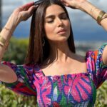 Roselyn Sánchez Instagram - Rainy LA… chillin’ mode… but can’t wait for the sun this week to feel my inner Spring 🌸 🌷🌼 #RSbyRoselynSanchez #rossdressforless