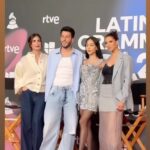 Roselyn Sánchez Instagram - Love love love this 💕💕💕 Que emoción compartir tarima con este grupo tan AMAZING!! @pazvegaofficial @sebastianyatra @dannapaola Lo máximo 💫🙌 @latingrammys #sevilla