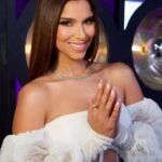 Roselyn Sánchez Instagram - Una gala muy linda de @miraquienbaila Espero la disfruten 💕 As usual, beyond thankful to my team for such beautiful work! Styling: @gabyrougestyle H&M: @geraldstylist Management: @joebonillaoficial Assisting: @aylamorales @katiadelpinodearmas Dress: @ashleystambouli Jewelry: @wishfinejewelry