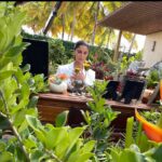 Roselyn Sánchez Instagram - To be honest… I miss you Elena Roarke 💕 Looking forward to my next compelling, fierce and complex character… Seguimos… lo que viene esta buenoooooo 🙏🙏 #fantasyisland