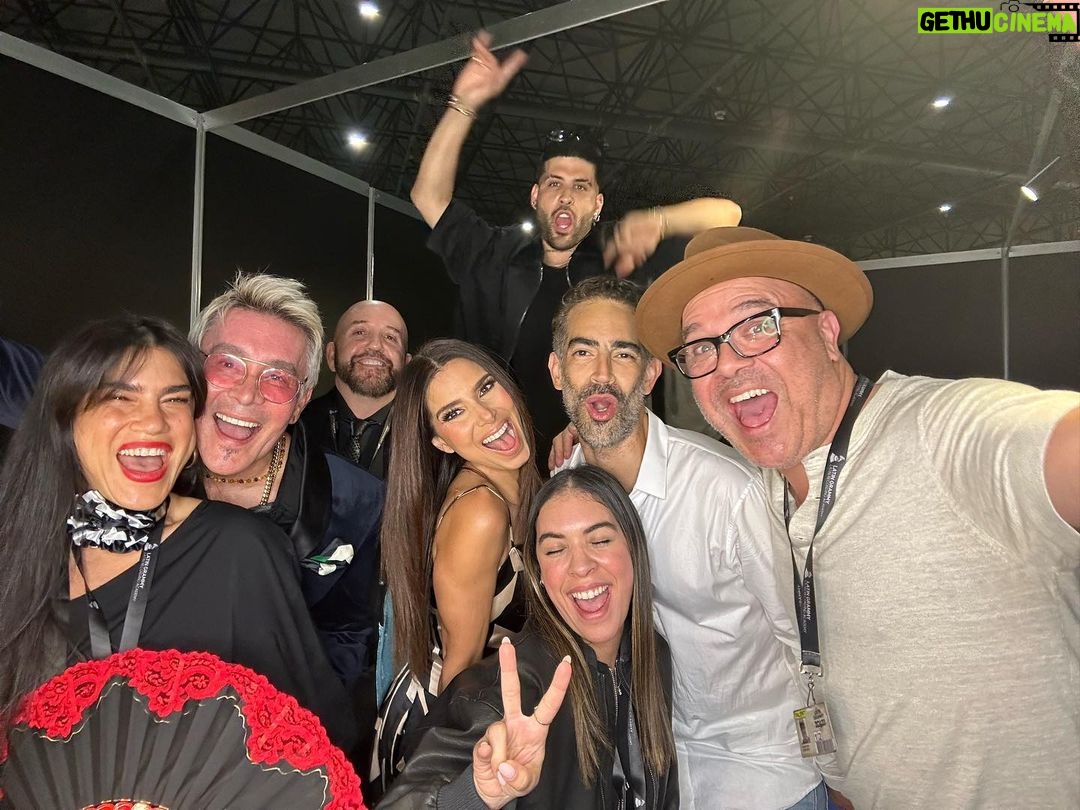 Roselyn SΓ‘nchez Instagram - When your team is the bomb π£ Bum Bum Bum Bum Bum π₯ π₯π₯π₯π₯π₯π₯π₯π₯ @joebonillaoficial @paulanthonylove @gabyrougestyle @bbellabymillie @geraldstylist @germanlegarreta #LatinGrammys