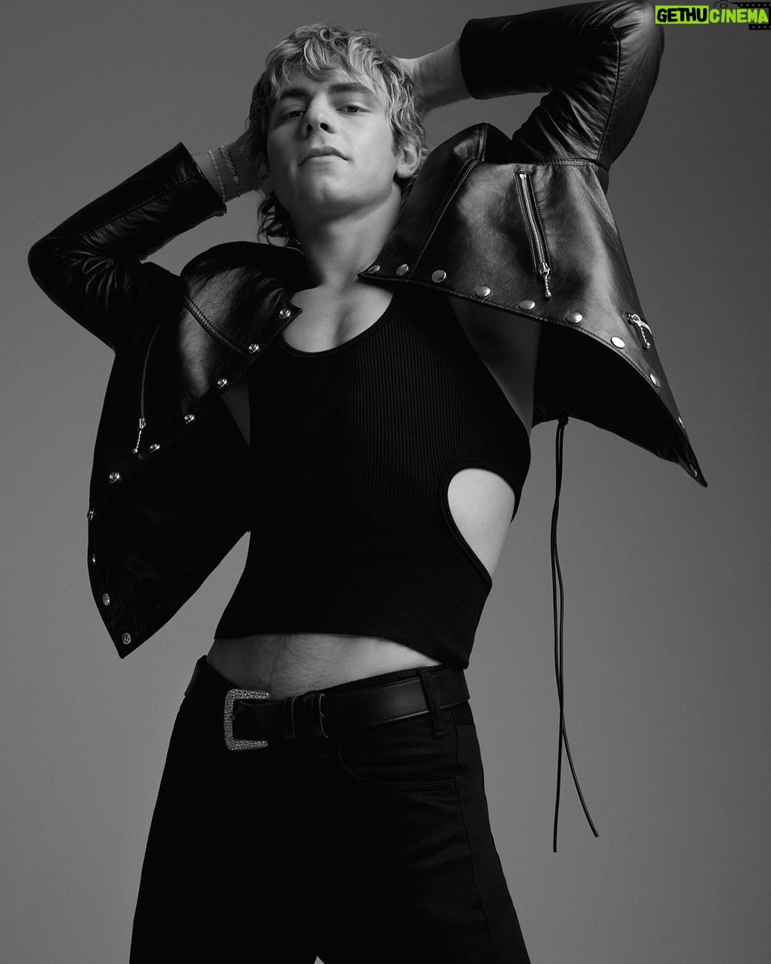 Ross Lynch Instagram - @heromag in conversation with @iambeckyg Photography @fabienkruszelnicki Fashion @daveysutton Grooming @thebradyleaat @premierhairandmakeup Photography Assistants @jdyevns @brunomcg Fashion Assistants @alex.trillo @henry_bouff Grooming Assistant @ohman