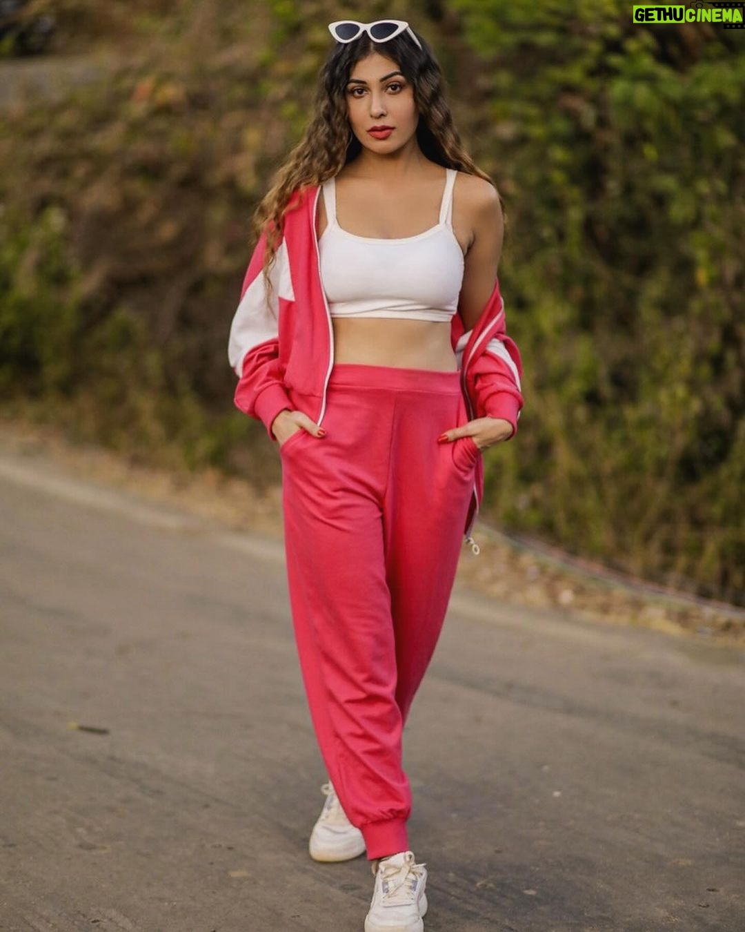 Ruma Sharma Instagram - When comfort meets style 🫶🏻 Wearing - @athenalifestyle.in . . Styled by - @yourstylistforever Shot by - @lsd.photography.official Edit by - @wasey_rock69 . #rumasharma #comfyclothing #casualandchic #fashiongoal #dressedtoimpress #coord #stylestatement #streetstyle India