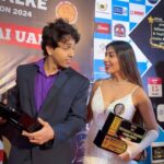 Ruma Sharma Instagram - Award mila hai bite toh Banta hai 🤭😂 #comedy #funny #dharmeshnayak #doublemeaning #Rumasharma #memes #relatable #thatonefriend #bestfriend #explore
