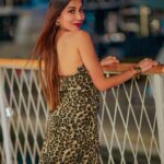 Ruma Sharma Instagram - Outfit of the day , slay all the way 💃 . Wearing - @magre.official Shot by - @qamarraza04 Edit by - @wasey_rock69 . #rumasharma #lovemagre #magrewoman #boldandbeautiful #slayallday #ootdindia #stylefashionista #dubainightlife #dubaistreet #dubaiphotography Dubai, United Arab Emirates