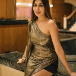 Ruma Sharma Instagram - Grateful beyond words to accept the first award of 2024 as Youth Icon 😍 Thank you #SocialMediaAcheiver for the honor Here’s to inspiring and empowering the next generation! ✨ Special thanks to @greenlight__media . Wearing - @thenewbold.in Styled by - @yourstylistforever Shot by - @lsd.photography.official Edit by - @wasey_rock69 . #firstaward #rumasharma #awardnight #awardoftheyear #blessed❤️ #riseandshine☀️ #ootdoftheday #partyweardress #goldendress #thenewbold #fashionlabel #goldendressgown #shimmerdress Mumbai, Maharashtra