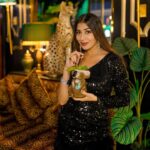 Ruma Sharma Instagram - It’s not just about the food It’s about the vibe whatta amazing night @yarajumeirah 🥂 . Thankyou @mohammadrihab_ for hosting simply loved everything ♥️♥️ . Wearing - @ikichic_official Styled by - @yourstylistforever PC - @qamarraza04 Edit by - @wasey_rock69 . #dubai #nightlife #yarajumeirah #rumasharma #dubairestaurant #dubaidinner #dinnerdress #shimmerdress #partyweardress #dubaifoodblogger #dubainightlife Yara Dubai