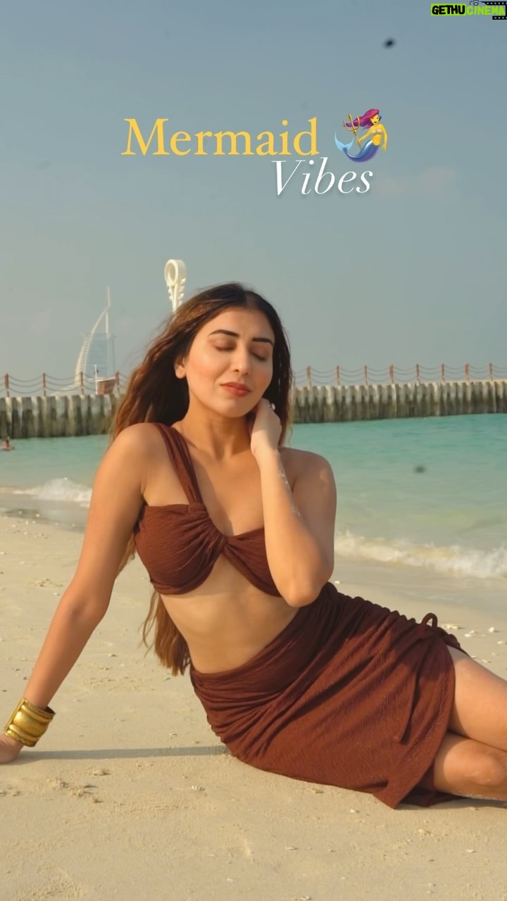 Ruma Sharma Instagram - Mermaid kisses and starfish wishes 🌸 . Shot by - @qamarraza04 . #dubaibeach #rumasharma #dubaitravels #beachlifevibes #temptationisland Dubai, United Arab Emirates